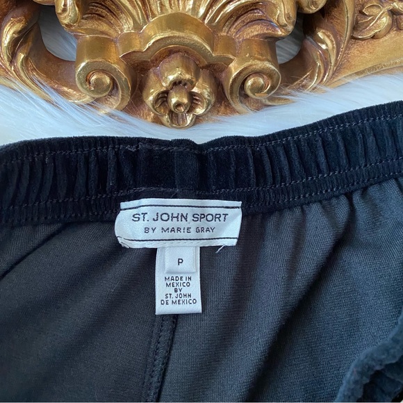 St John Sport Tracksuit - Picture 11 of 16